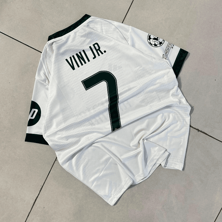 Real Madrid 2026/27 Home Vini Jr 7